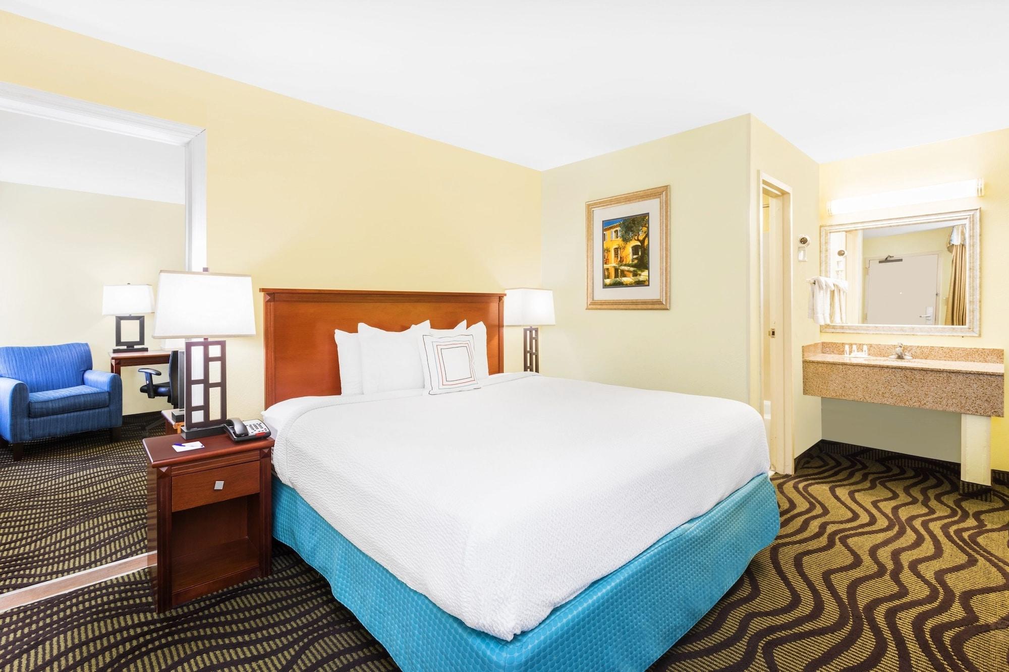 Baymont By Wyndham Savannah Midtown Eksteriør billede