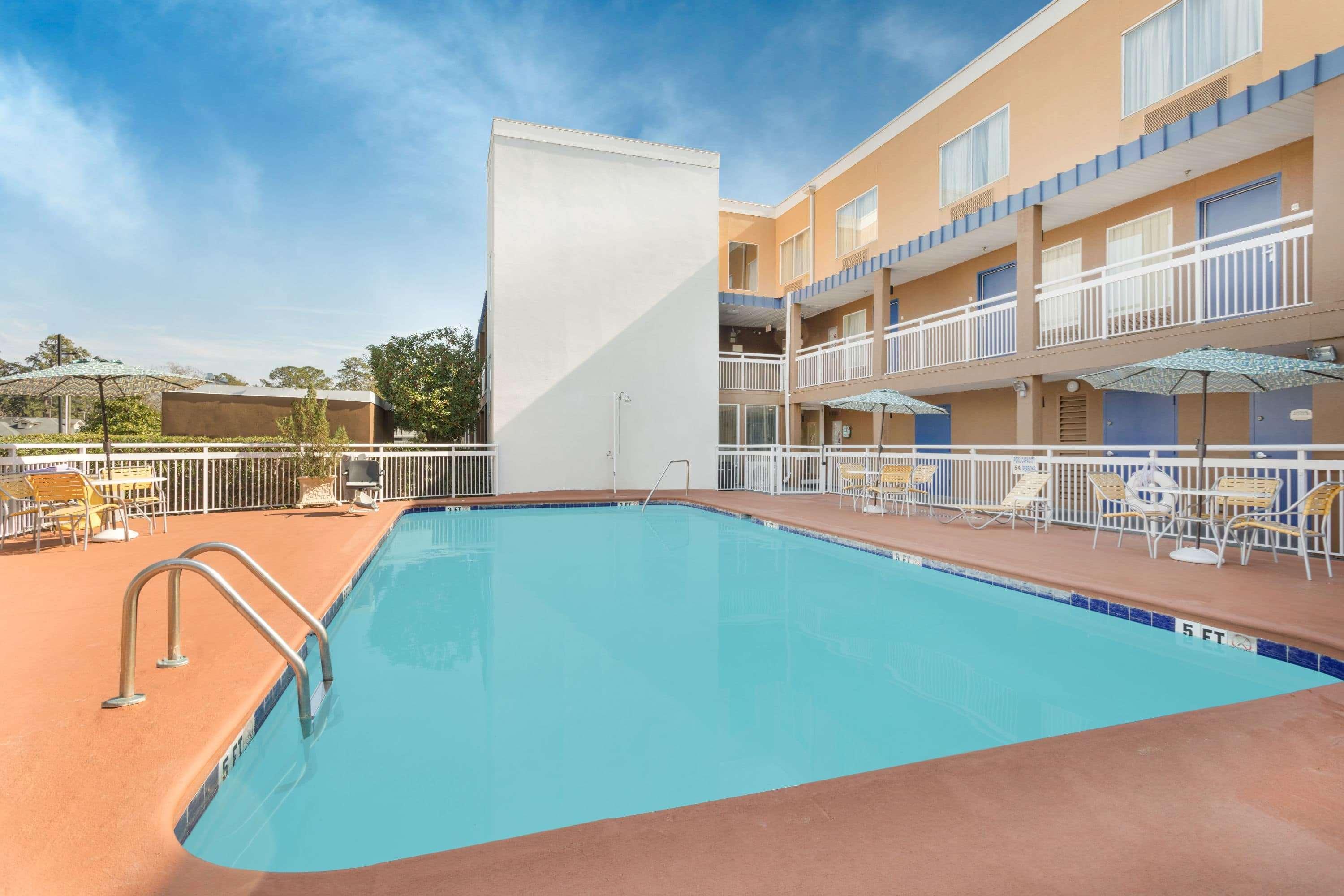 Baymont By Wyndham Savannah Midtown Eksteriør billede