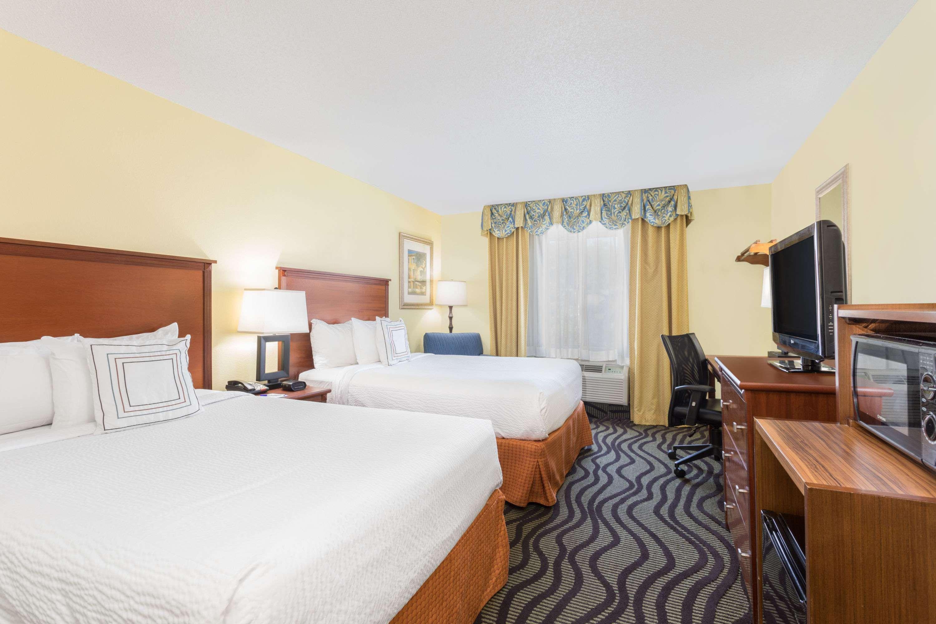 Baymont By Wyndham Savannah Midtown Eksteriør billede