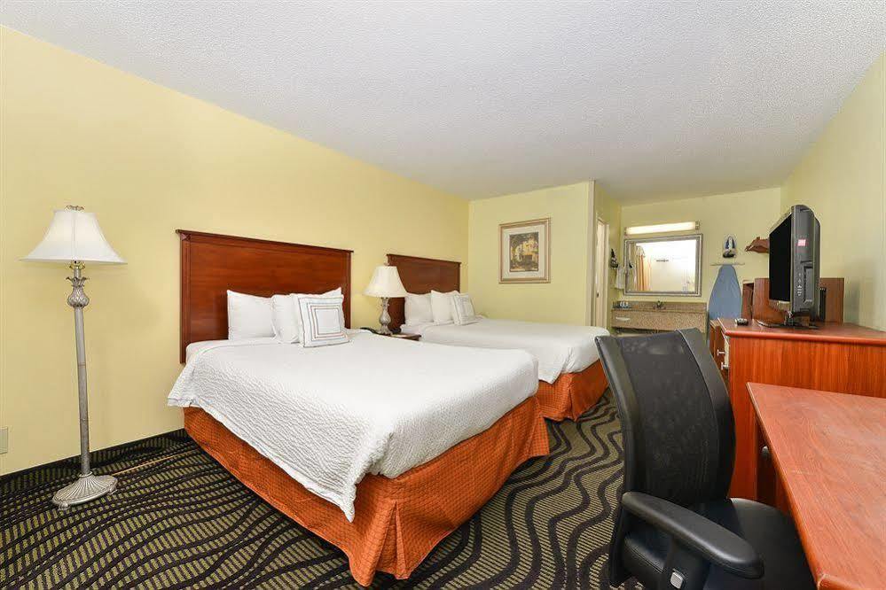 Baymont By Wyndham Savannah Midtown Eksteriør billede